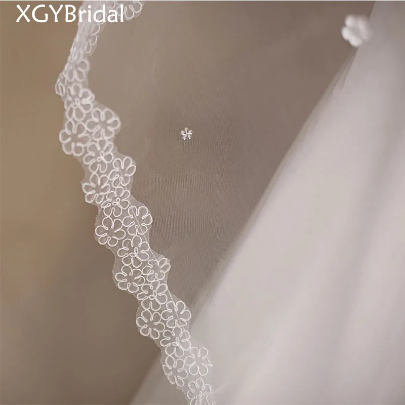 

2021 New Arrival 1.5 Meters Bridal Veils Ivory One-Layer Short Wedding Dress With Applique Lace Velos De Novia