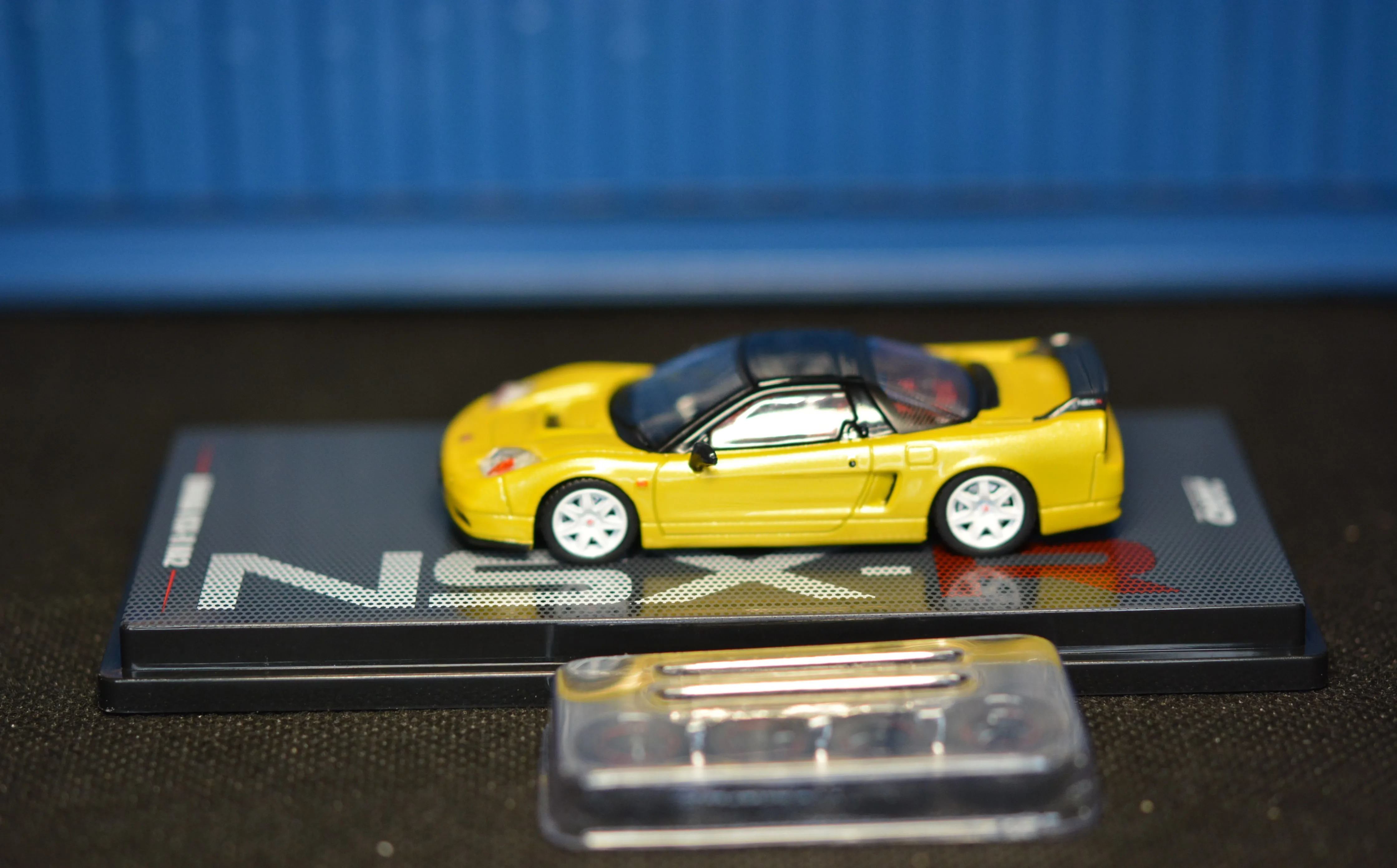 Inno 1/64 Honda NSX-R NA2 IN64-NSX2-YL литая под давлением модель автомобиля коллекция Limited |