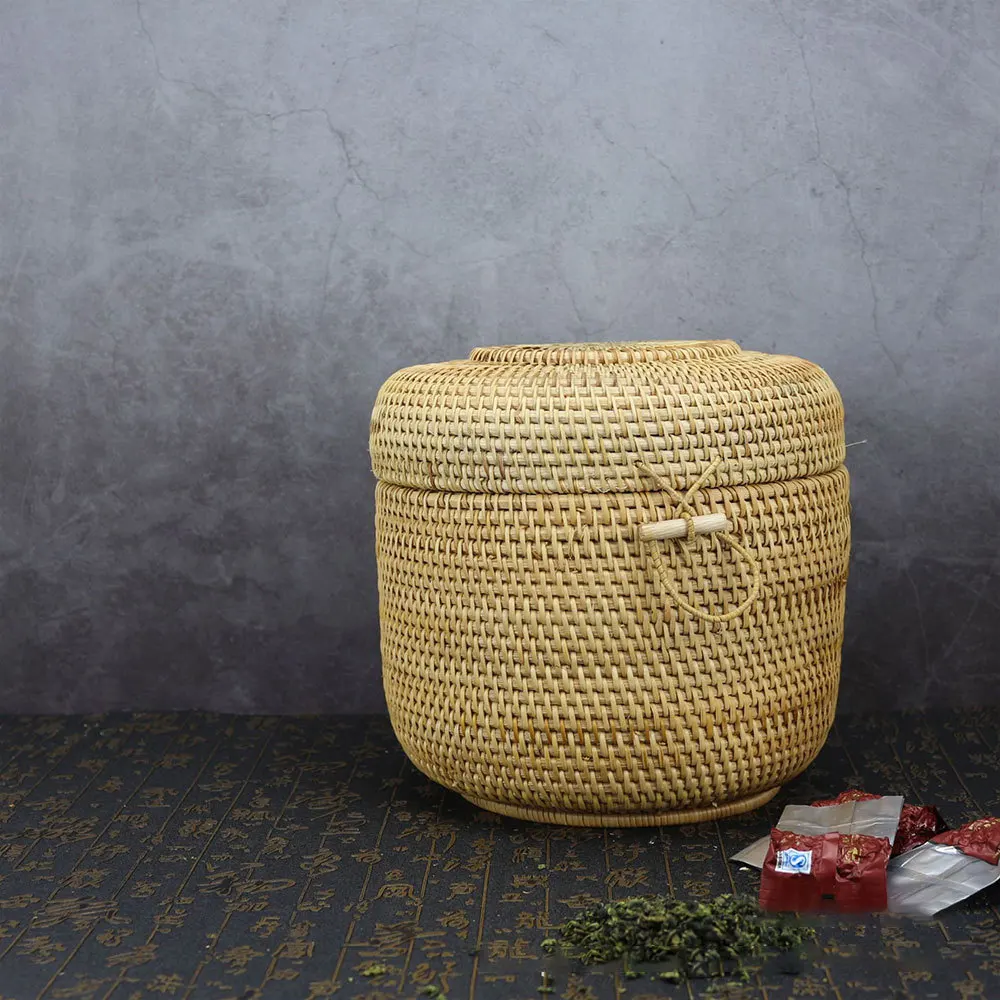 

Rattan Round Plastic Insert Lids Big Honey-Brown For Bedroom Living Room And Bathroom Basket For Dry And Organic Waste