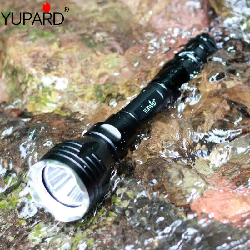 

Powerful Outdoor Hunting Flashlight Diving Light Convoy Spearfishing Flashlight Rechargeable Lanterna Portable Lighting BI50FL
