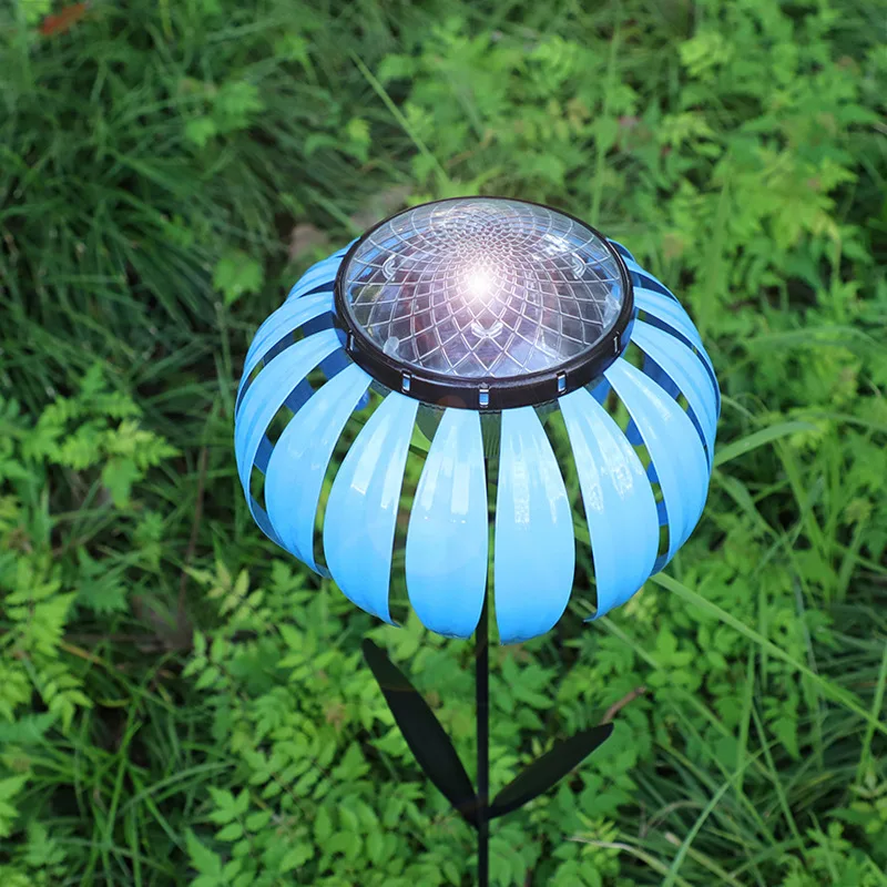 Уличный садовый светильник на солнечной батарее в форме лотоса светодиодный