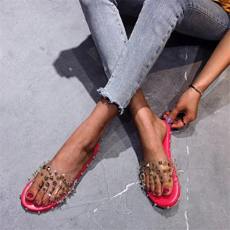 

35-43 Summer New Women Transparent PVC Jelly Slippers Fashion Metal Rivets Peep Toe Slides Classic Female Outdoor Beach Sandals