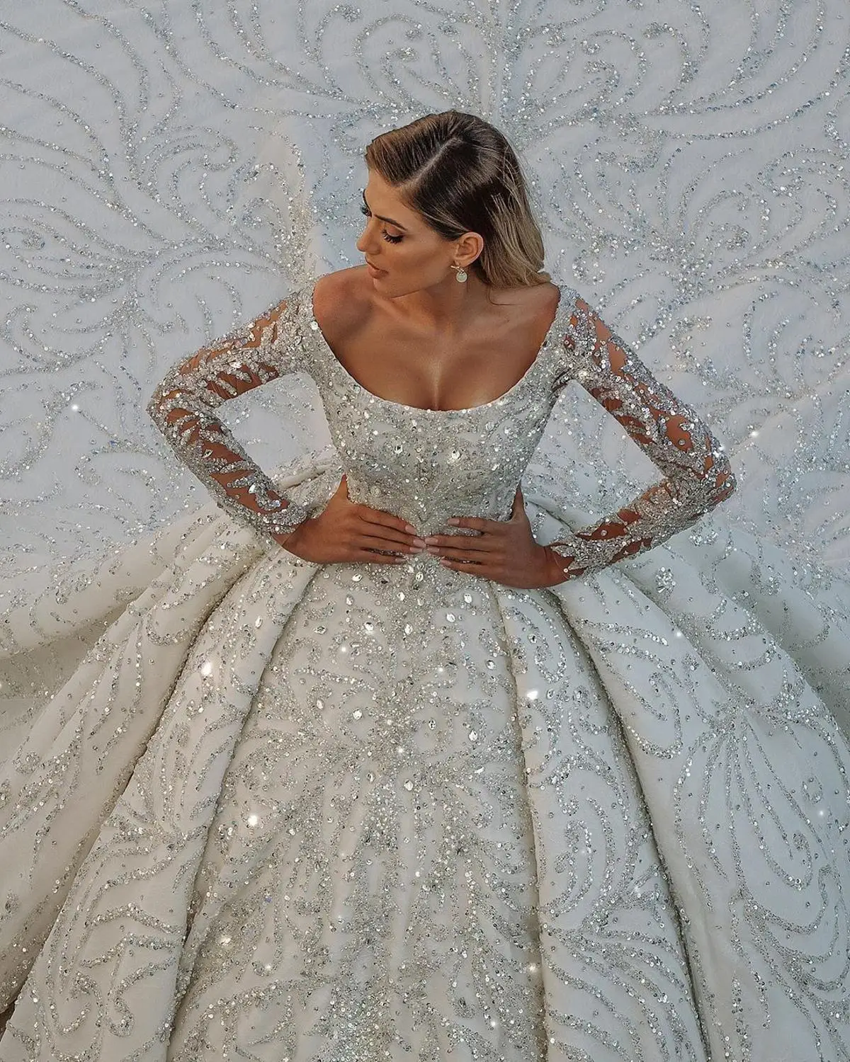 Vestidos De Novia Hot Luxurious Big Ball Wedding Dresses Crystal Beads Wedding Dresses Vestido De Noiva Mariage Bridal Gown
