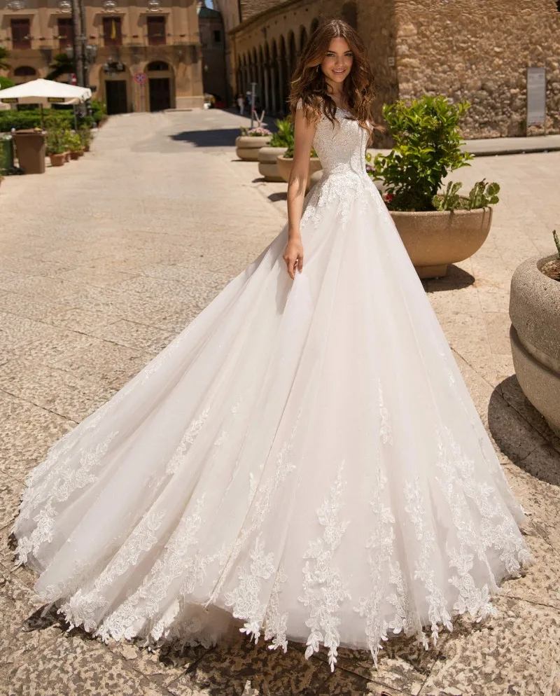 

Elegant robe de mariée Cap Sleeves Princesse Wedding Dress Lace Applique A Line Bridal Gowns Vintage vestido de novia 2021