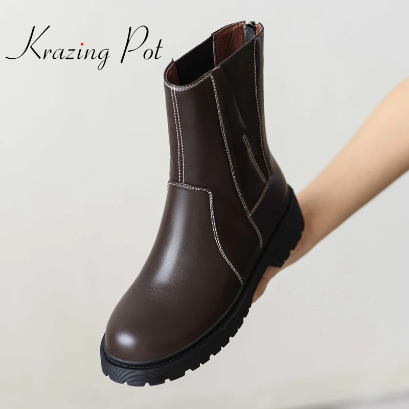 

Ботинки-челси из натуральной кожи, с круглым носком, на среднем каблуке