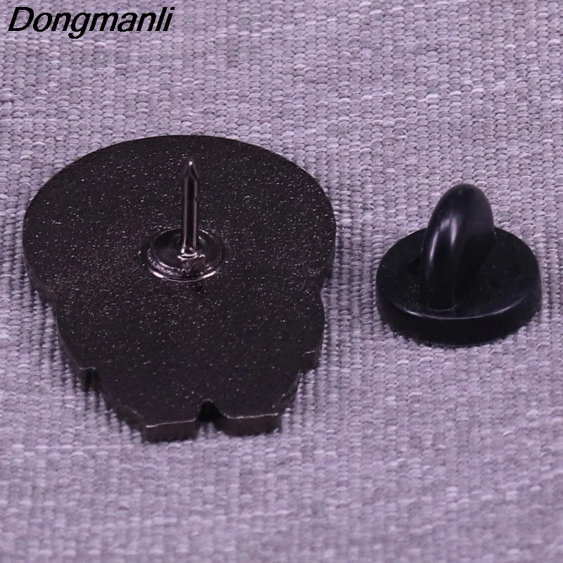 

DZ220 Radish Anime Figures Hard Enamel Pins Badge Backpack Collar Lapel Women Men Cute Jewelry