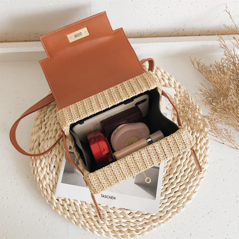 

Fashion Box Straw Women Handbags Designer Wicker Woven Shoulder Crossbody Bags Chic Lock Pu Summer Beach Rattan Small Flap