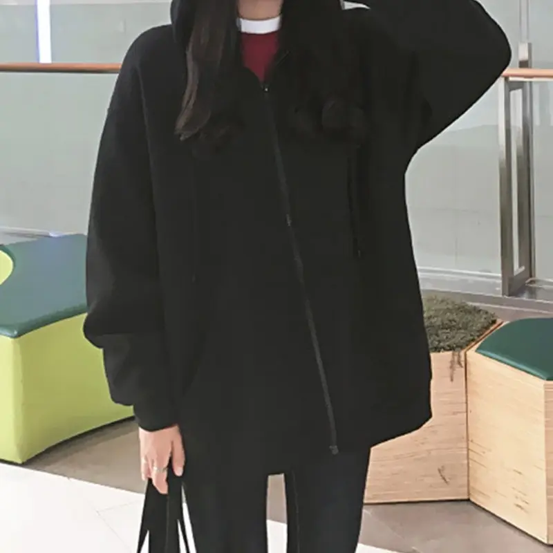

Coats & Jackets