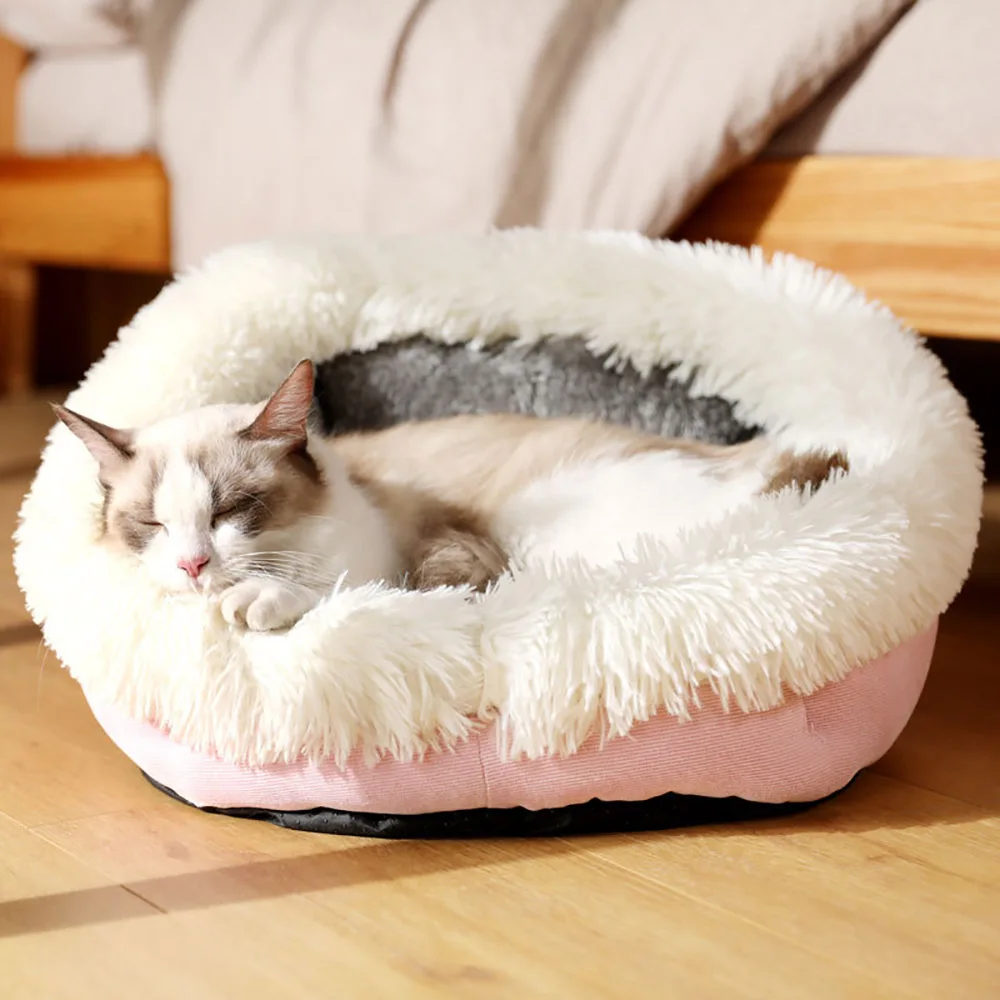 

Мягкий диван для кошек, теплый спальный лежак для котят, щенков, коралловый флис, подушка для маленьких собак, удобное гнездо для кошек, осен...