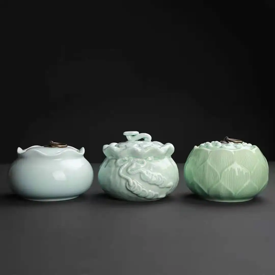 

round ceramic cans with lids