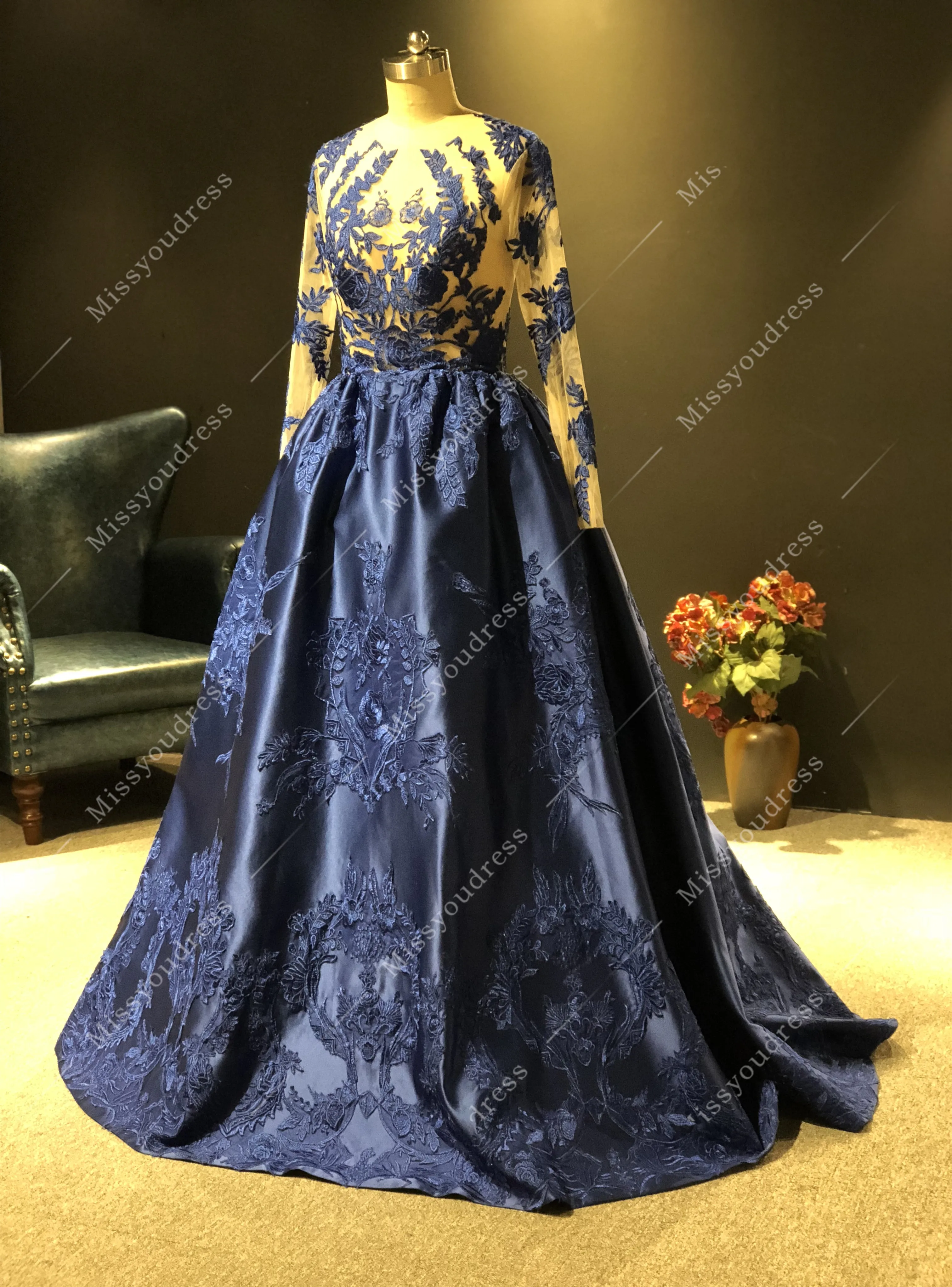 ZuhairMurad Vestidos de fiesta 2021 Real Pictures Royalblue Long Sleeves Floor Length Formal Party Prom Women Evening Dresses