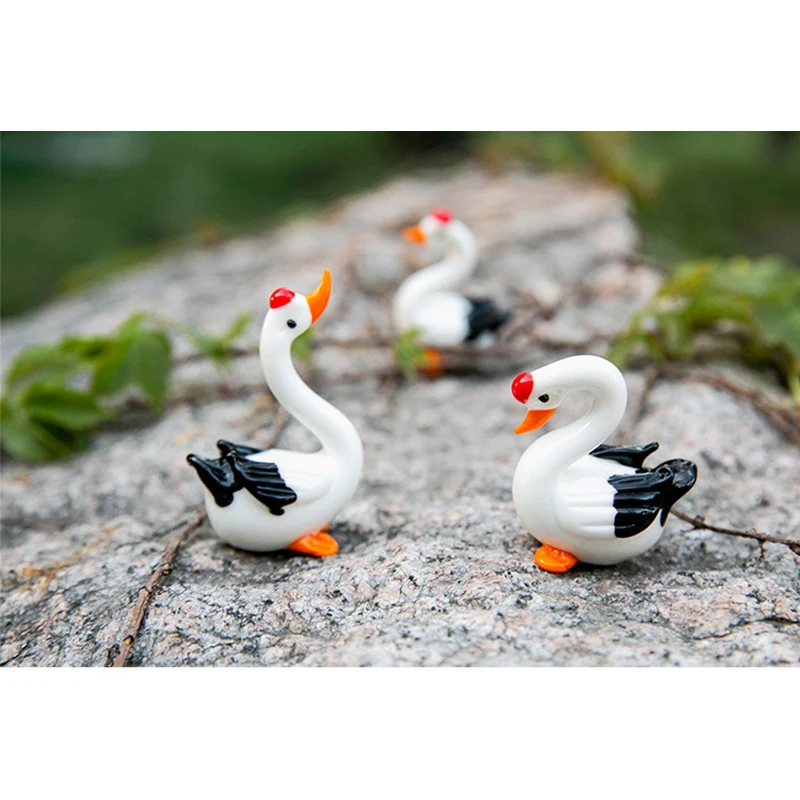 

New Swan Dolls Car Ornament Modern Art Car Dashboard Car Decorations Fashion Car Accessories for Girls Gift Office Study Decor