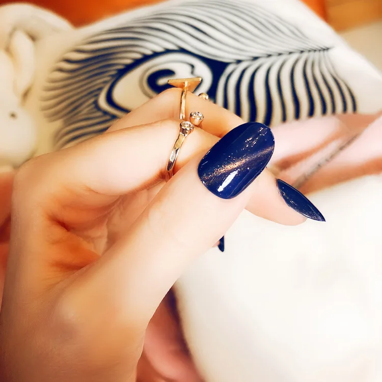 Модные накладные ногти на шпильках острые конфетно красные для ежедневного