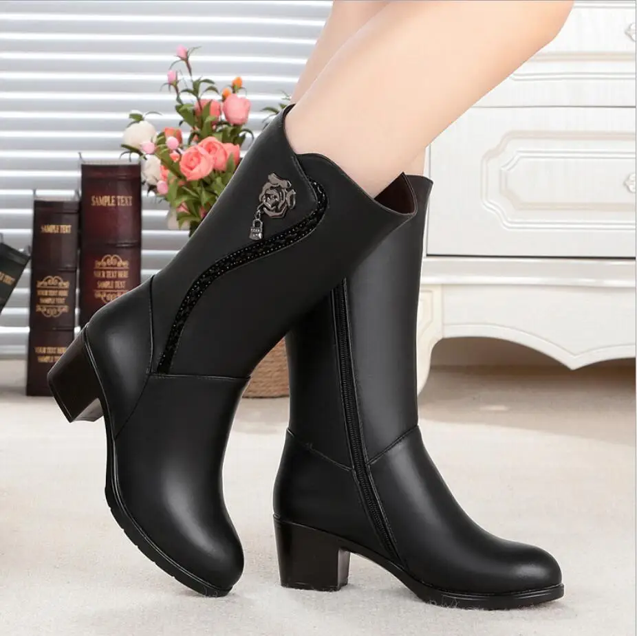 Женские ботинки из натуральной кожи на меху мотоциклетные теплые большие