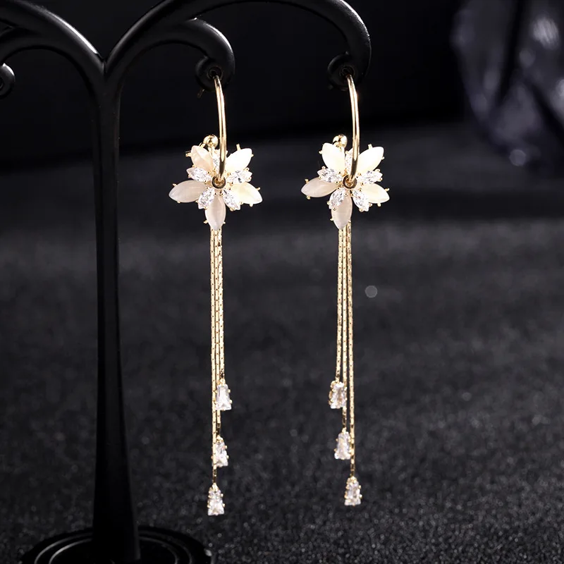 

New Simple Korean Fashion Personality Wild Creative Crystal Flower Opal Long Tassel Earrings S925 Sterling Silver Needle Earring