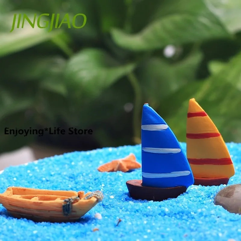 

Mediterranean Style Resin Single Sail Micro Landscape Ocean Beach DIY Model Boat Desk Decoration Vintage Home Decor Single