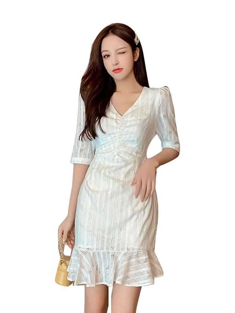 

Early Spring 2021new Retro V-neck Elegant French White Dress Slimming Fairy Puff Sleeve Dress for Women