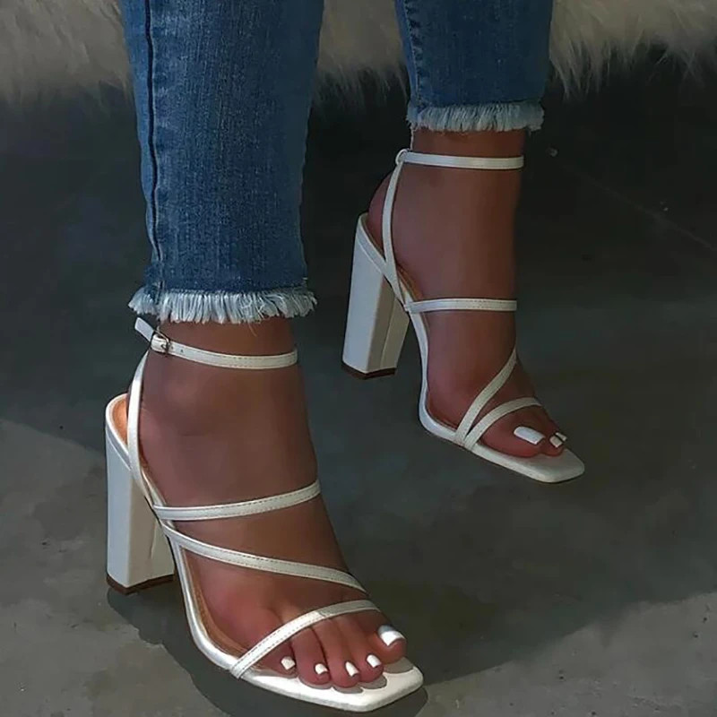 

2021 New Sandals Comfortable and Versatile Open-toe High-heeled Sandal Casual Outdoor Solid Color Plus Size Shoes Sandals