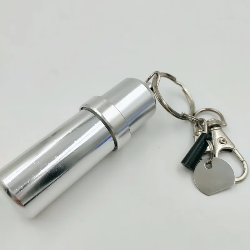 Silver Новинка 1 шт. мини топливная канистра Зажигалка-брелок жидкость для зажигалки внешний спорт подарок масляная зажигалка - Цвет: Silver