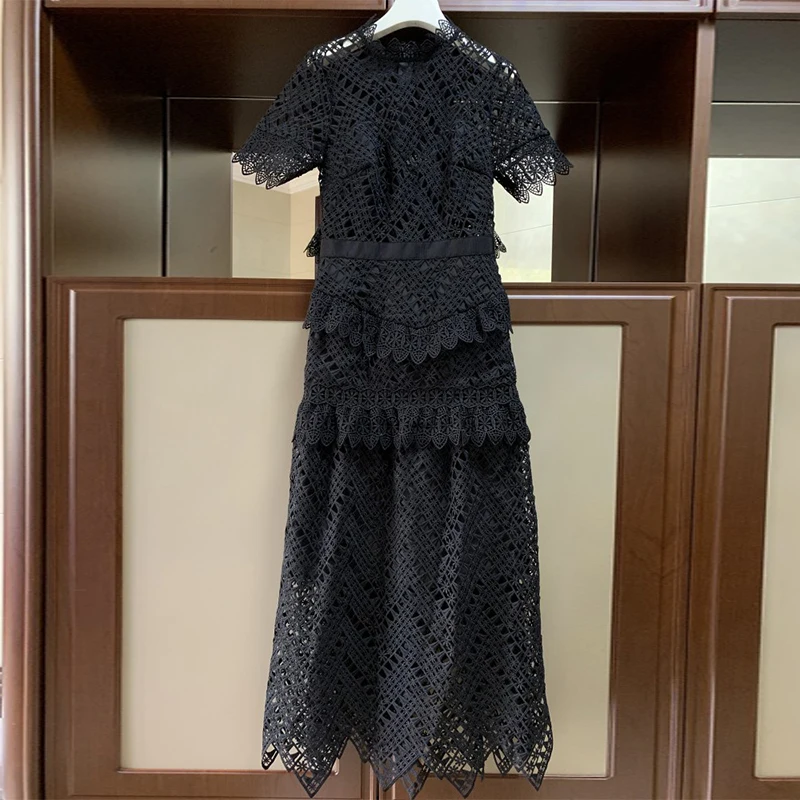 Женское вечернее платье Автопортрет элегантное черное ажурное кружевное