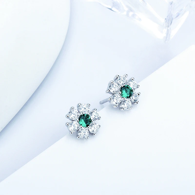 Серьги CLUCI из серебра 925 пробы с блестящим цветком и зеленым цирконием ювелирные