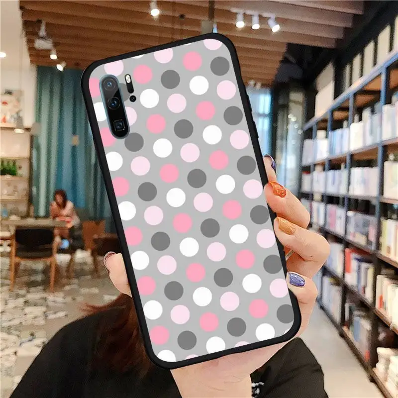 

Black And White Polka Dot Phone Case For Huawei honor Mate P 9 10 20 30 40 Pro 10i 7 8 a x Lite nova 5t Soft silicone funda