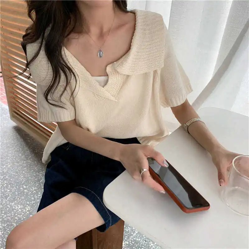 

Women Short Sleeve T-shirts Solid Elegant Knitted Turn-down Collar Temperament Retro Teens All-match Leisure Fashionable Cropped