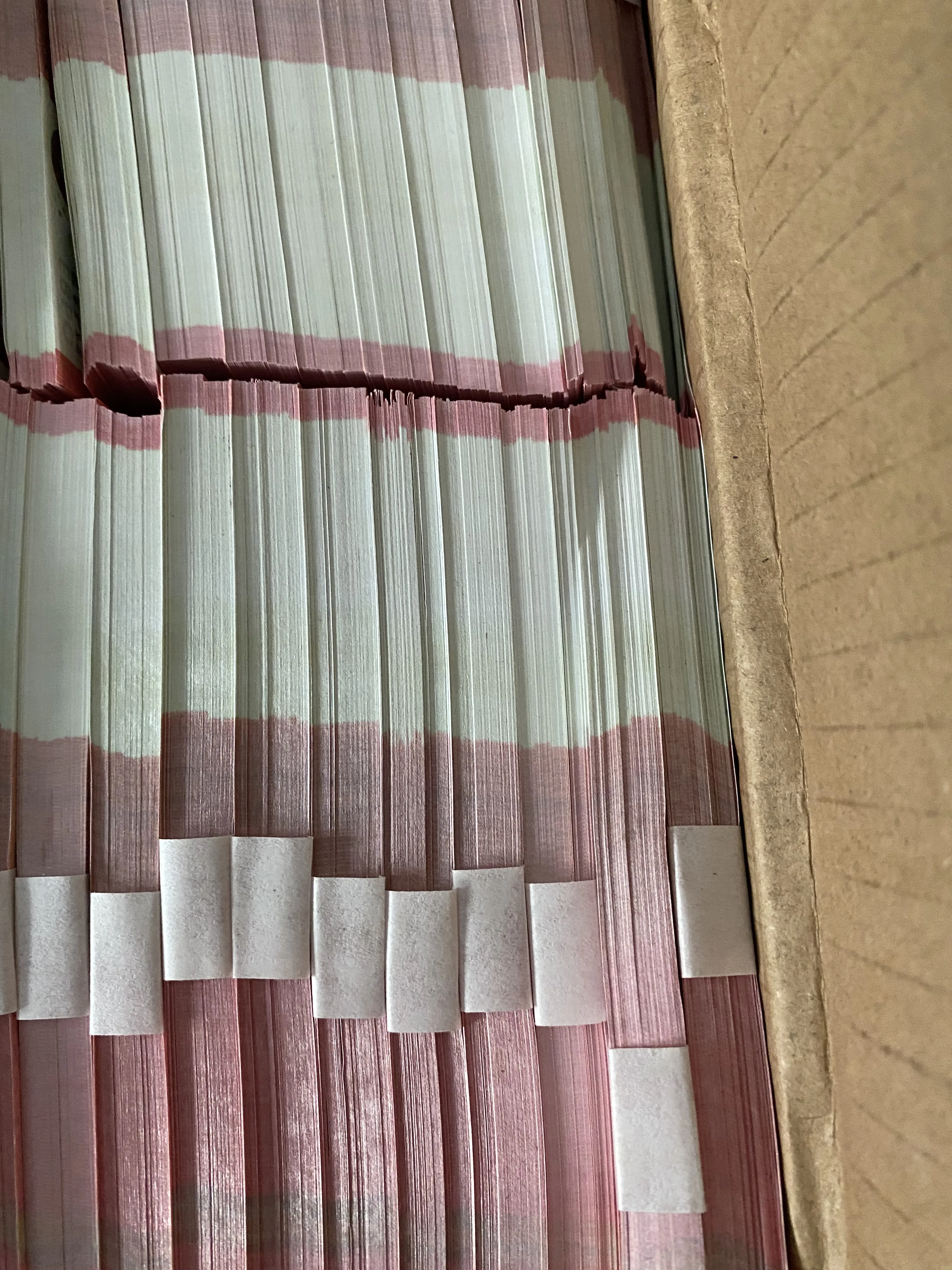 

EUROes A batch 100pcs Ancestral Money Paper Sprinkle paper at the party Censer Supplies Paper Burner Confetti Carnival