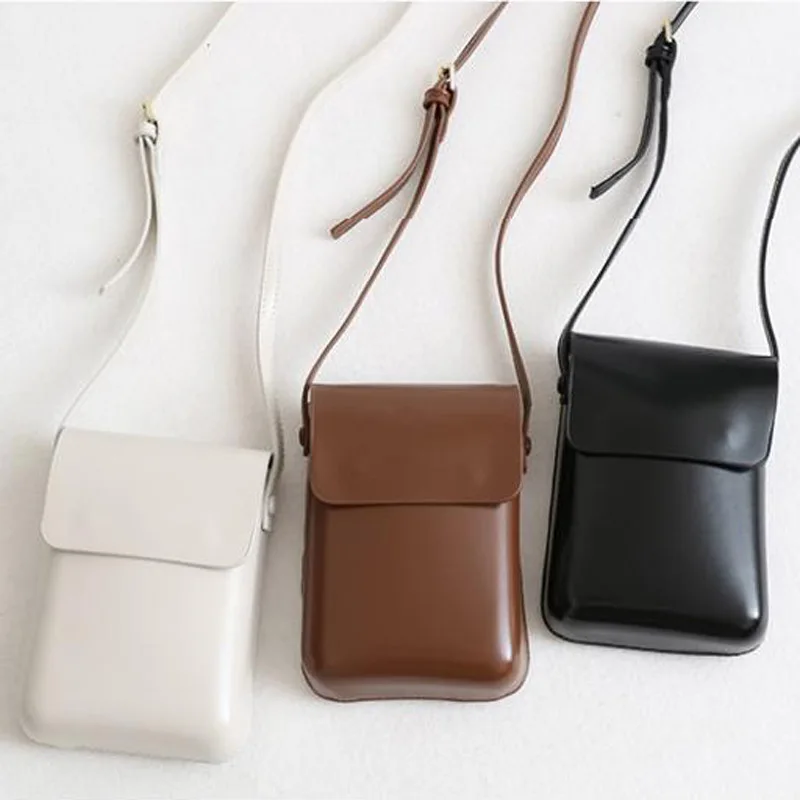 

Retro vertical mobile phone bag 2020 new student versatile One Shoulder Messenger Bag women's small bag ins Satchel