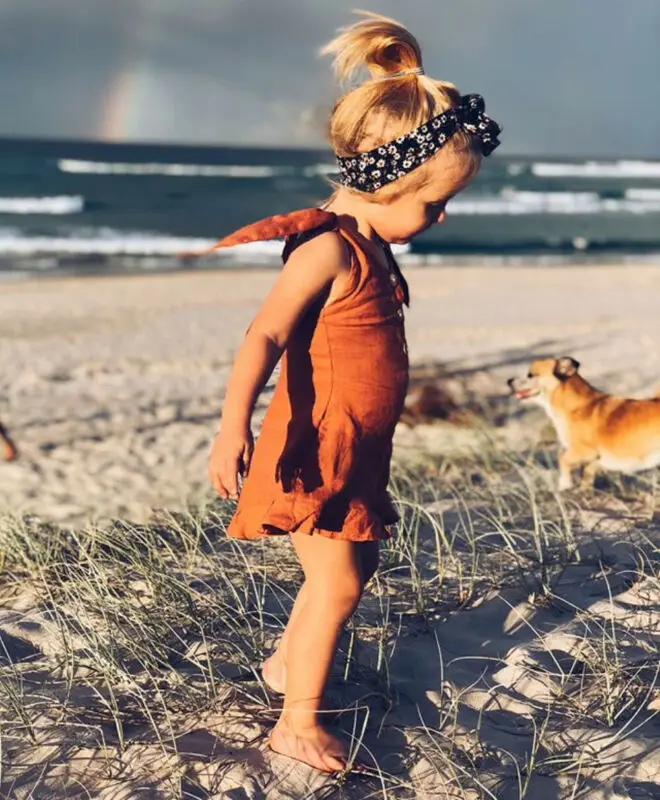 Милый комбинезон для девочек детский однотонный без рукавов маленьких