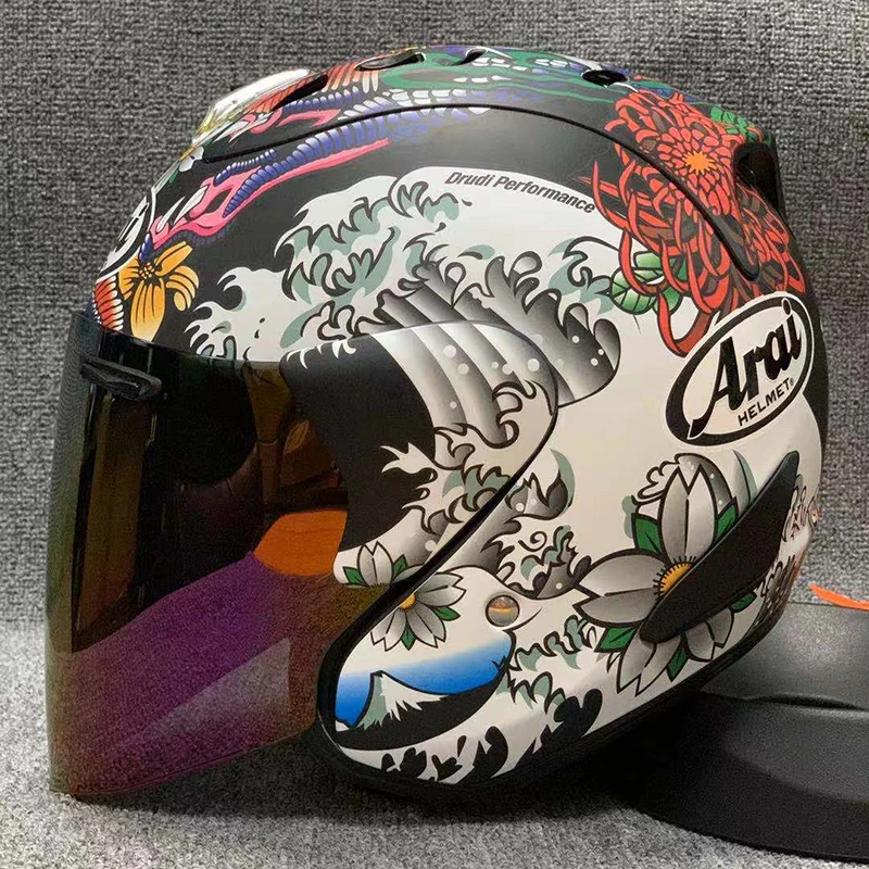 Новое поступление шлем в японском стиле с изображением дракона черного цвета