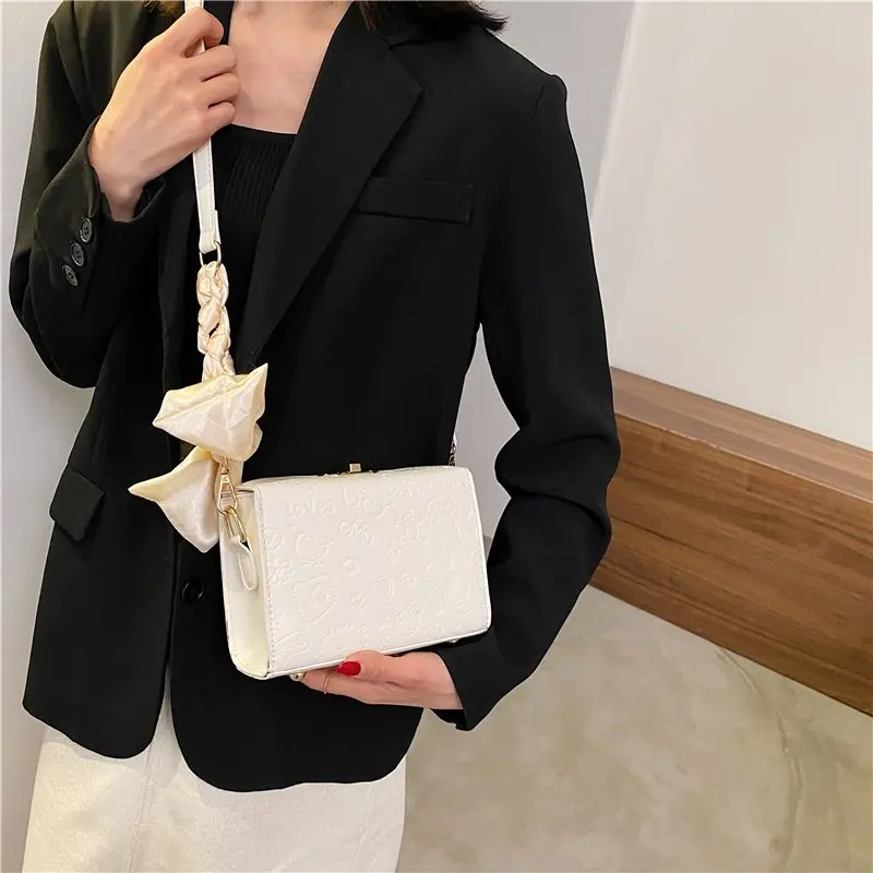 

Summer simple small bag female 2021 new trendy all-match western style high-quality shoulder bag texture net red messenger bag