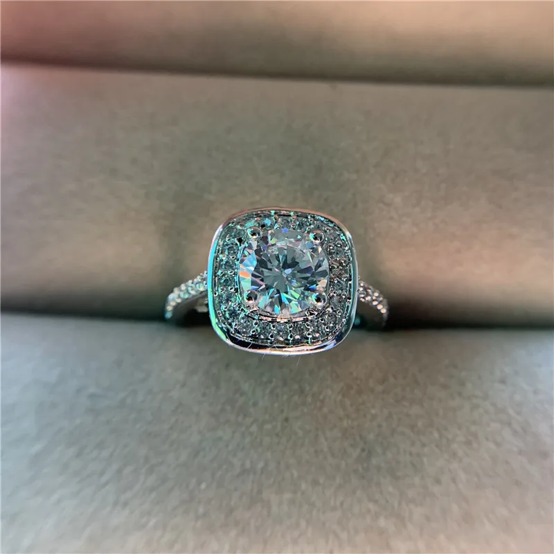 

Luxury Female White Round Square Stone Ring Silver Color Bridal Engagement Ring Vintage Wedding Band Rings For Women