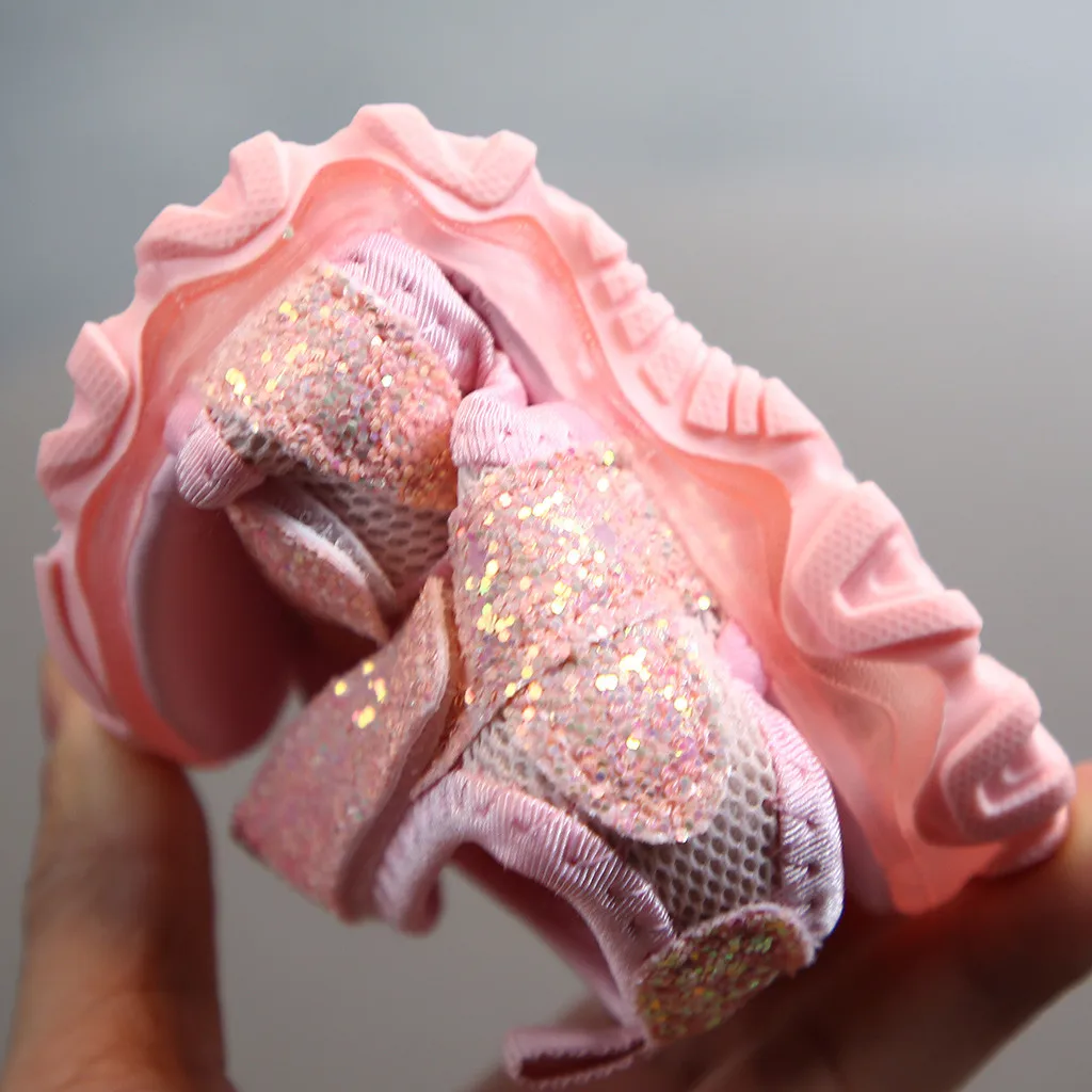 

Bling Led Light Luminous Sport Sandals Shoes Children Kids Girls Boys Summer Hasp Soft bottom Shoes sandalias de las mujeres