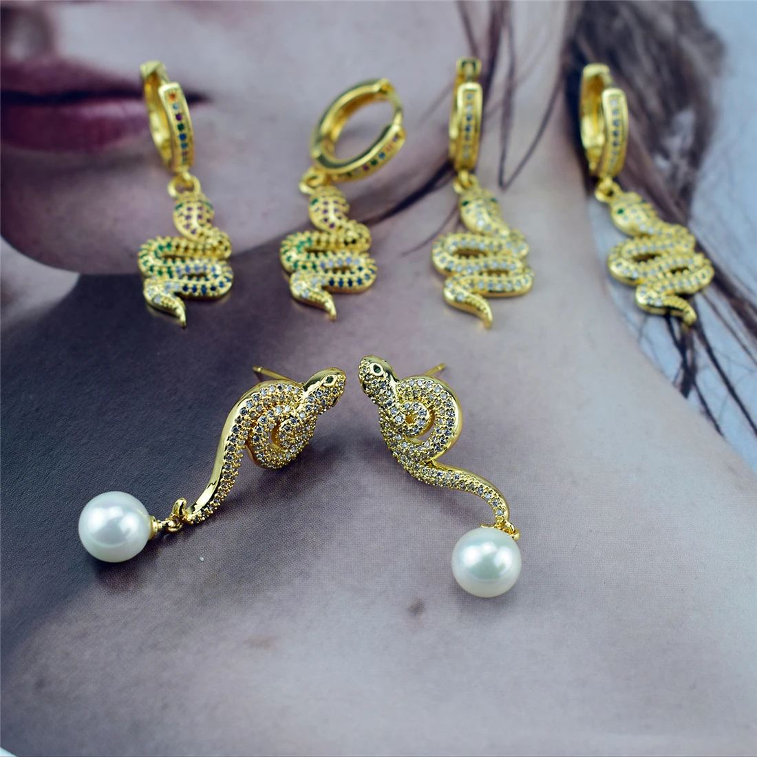 

New Cute Various Snake Shape Zircon Pendant Women Pearl Drop Earrings Gold Color Copper Trendy Punk Style Party Jewelry Brincos