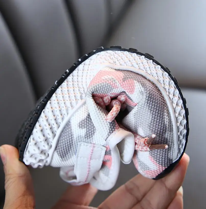 

2020 New Spring Children Shoes Boys Girls Sport Shoes Fashion Breathable Mesh Boy Sneakers Outdoor Casual Kids Running Shoes
