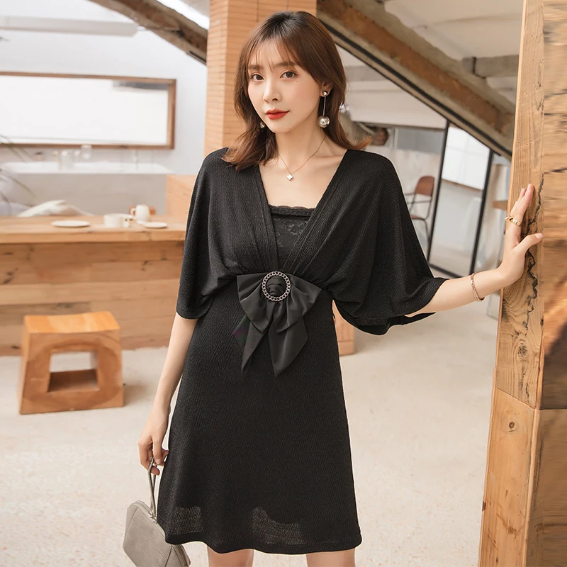 

YIGELILA Autumn High Quality Black Dress Square Collar Short Sleeves Solid Dress Batwing Sleeves With Bow Above-knee Dress 65434