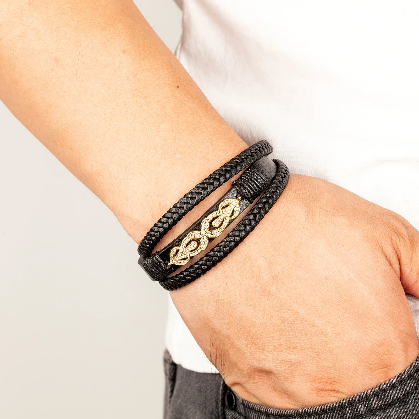 Новый золотистый микро-инкрустированный бриллиант планеты полый Поларис