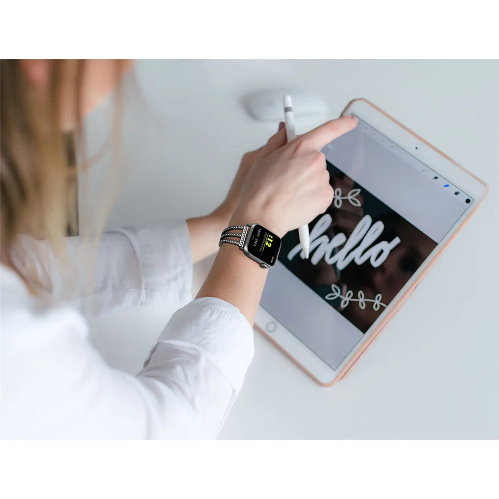 

Women Jewelry Chain Metal Strap for Apple Watch SE Band Series 6 5 4 3 Ladies Pendant Bracelet 40mm 44mm 38mm 42mm Wrist Belt