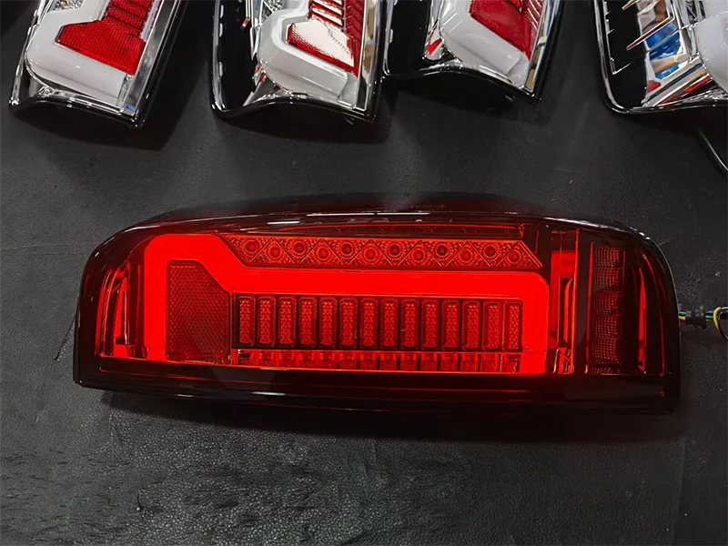 Suitable for Nissan Navara D40 FrontierTail light 2005 Frontier Led tail rear brake turn signal reversing |