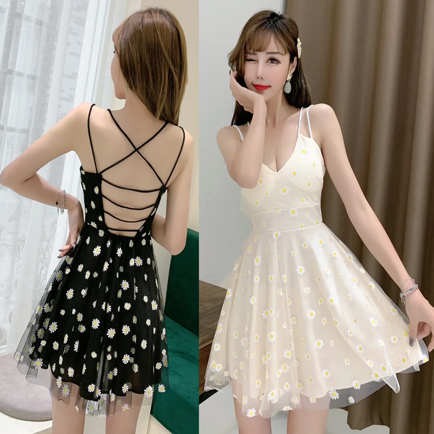 

Beach Holiday Cross Sexy Backless Little Daisy Sling Sexy V-Neck Waist Waist Thin Dress Office Lady Polyester