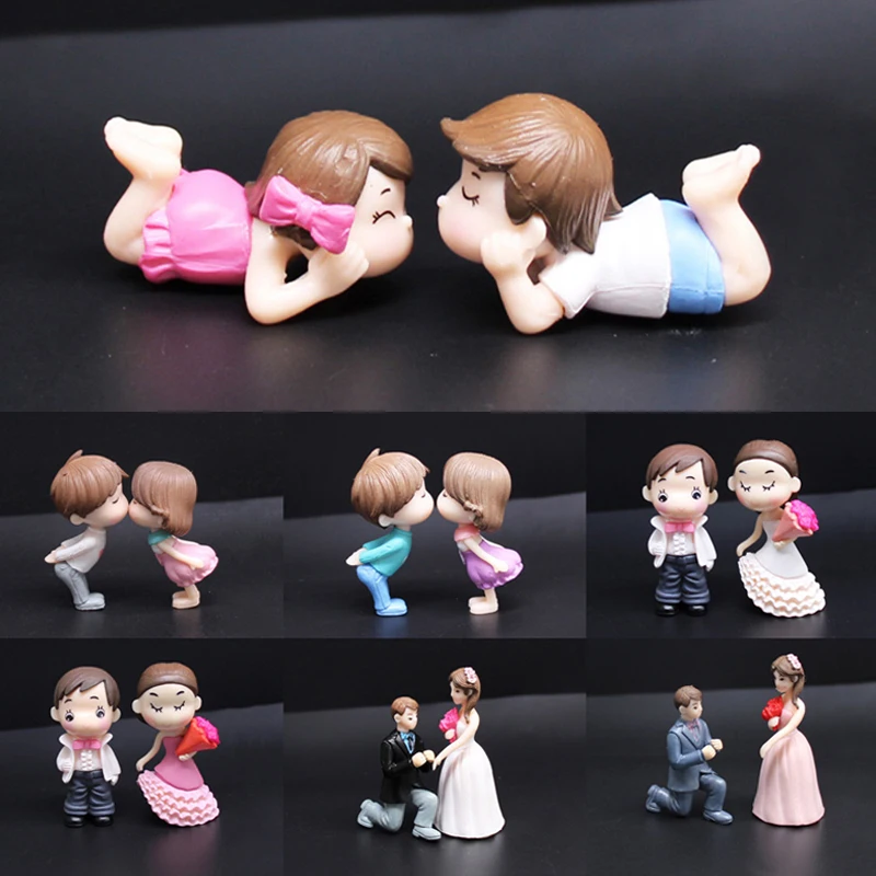 

2pcs/set Creative Miniature Ornaments Boy Girl Guitar Sweety Lovers Couple Figurines Craft Fairy Resin Dolls Wedding Accessories