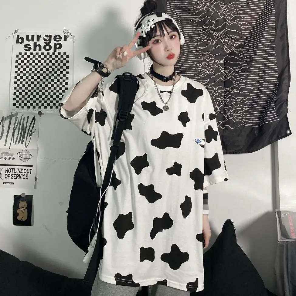 

Korean Ulzzang Summer Fashion T-Shirts Harajuku Cow Printing Short Sleeves Couples Vintage Loose Casual Student Women Man 2021
