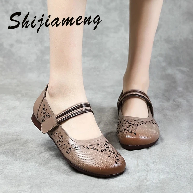 

2021 summer single shoes women's round head shallow mouth national Mother shoes soft sole flat bottom anti slip hollow sandals