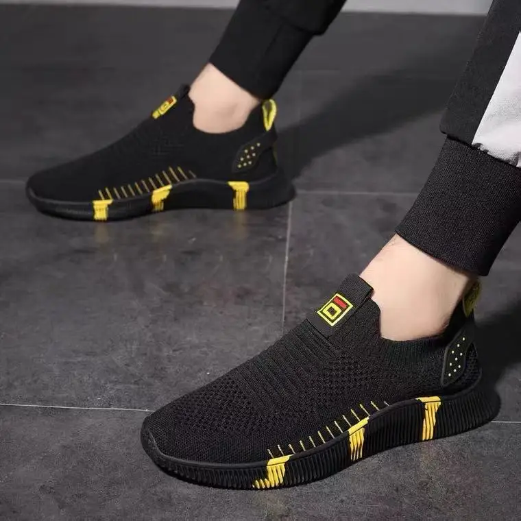 

2021 new summer casual sports shoes men's shoes soft sole all-match running shoes breathable flying shoes