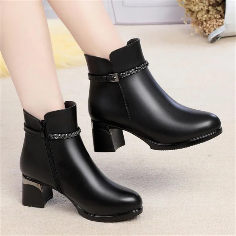 

New fashion warm winter boots snow boots Genuine Leather plush / wool Boots Non-slip High Heel boots Women warm shoes Snow Boots
