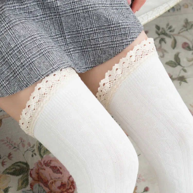 Осенне зимние высокие обтягивающие носки выше колена школьные ветрозащитные