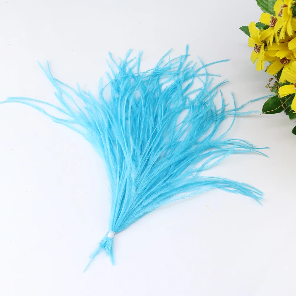 Blue Страусиное перо нити нанизанные DIY головной убор мешок ювелирные изделия свадебное украшение прекрасный 10-15 15-18 см мягкий цветной 1 пучок - Цвет: Blue