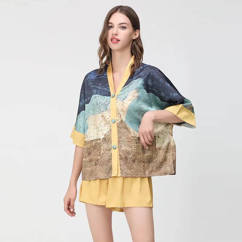

Silk Pajamas Women's Summer Short-sleeved Shorts Suit Loose Silk Thin Style Ink Style Fashion Can Be Worn Outside Home Clothes