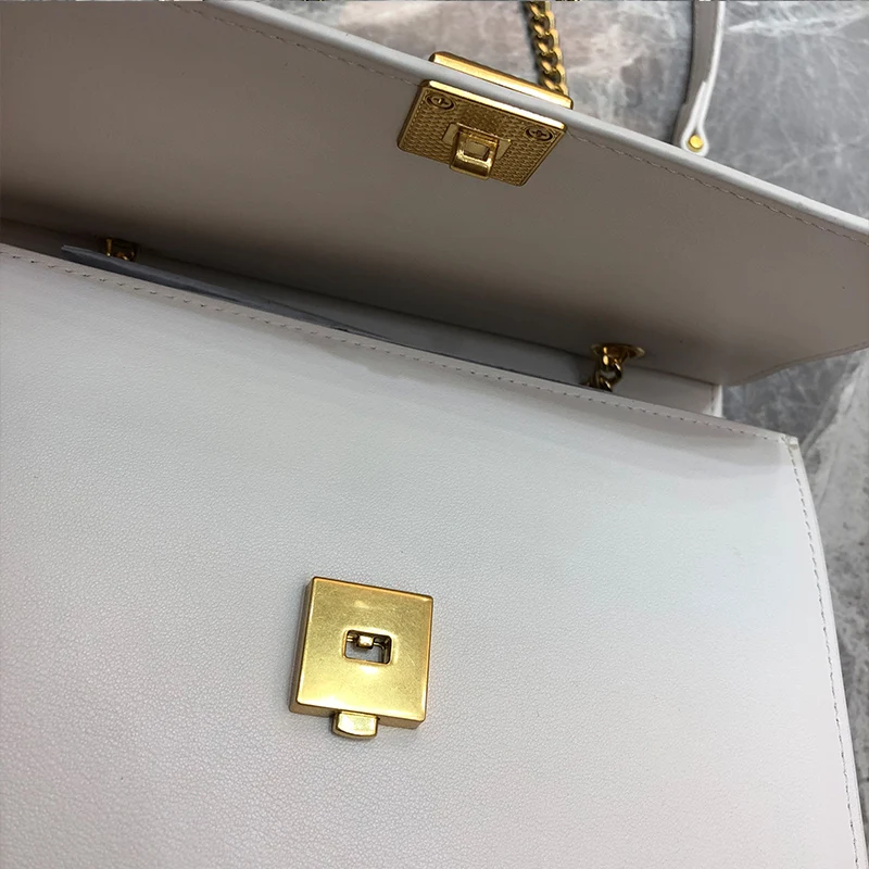 

Women's Handbags